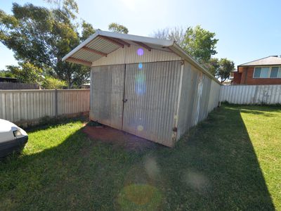 10 Gallop Avenue, Parkes