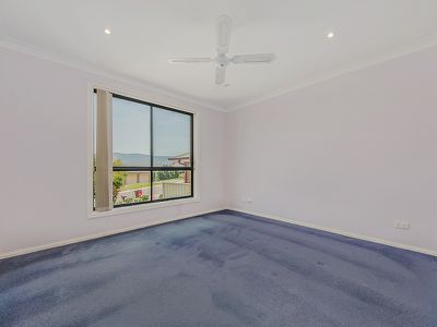 13 Shiraz Drive, Dapto