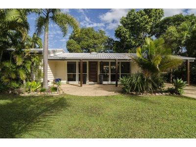 8 Spey Court, Tewantin