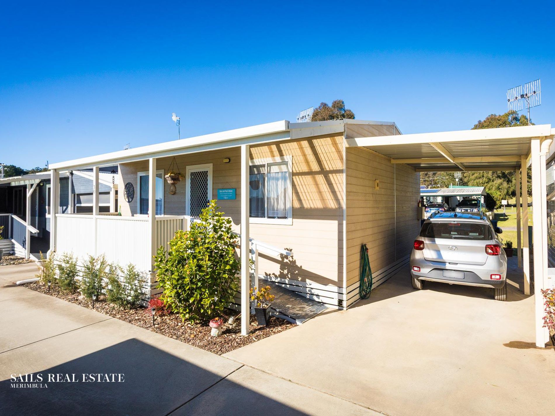 30 / 3211 Princes Highway, Millingandi