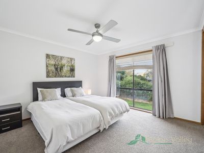 13 Saint Bernard Drive, Tawonga South
