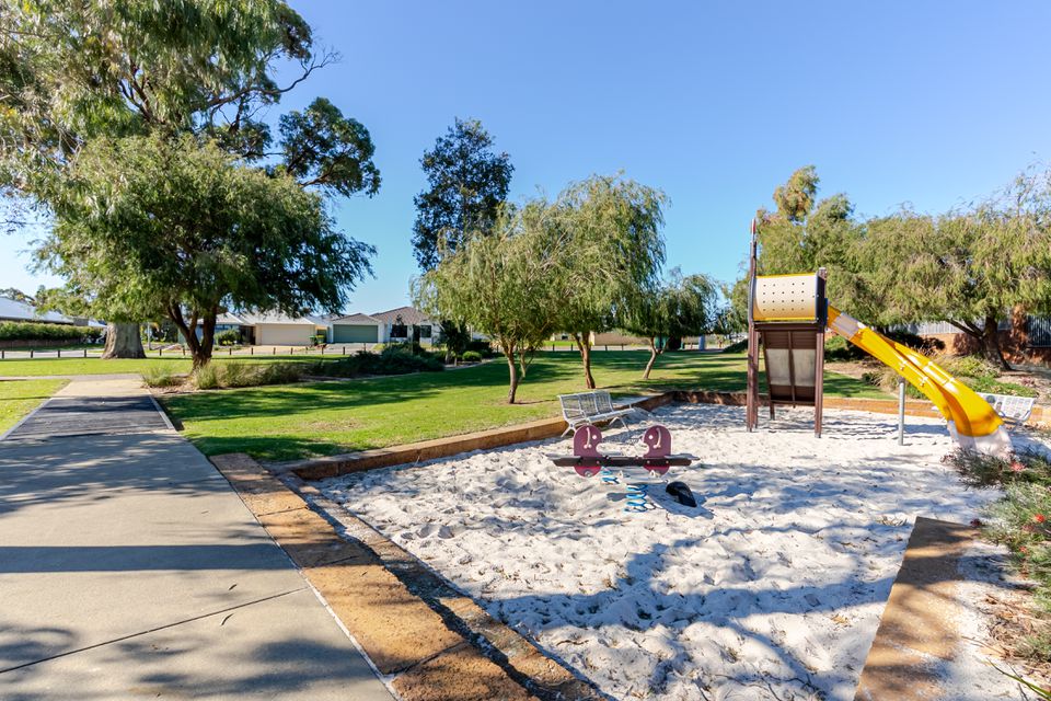 23 BLAXLAND TERRACE, Baldivis