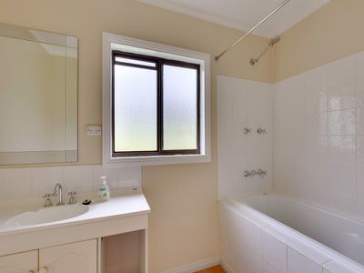 867 Woodbridge Hill Road, Gardners Bay