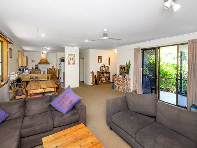 17 Wirree Drive, Ocean Shores
