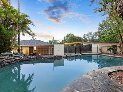 111 Bray Road, Lawnton