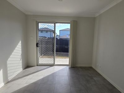 8A Farm Street, Austral