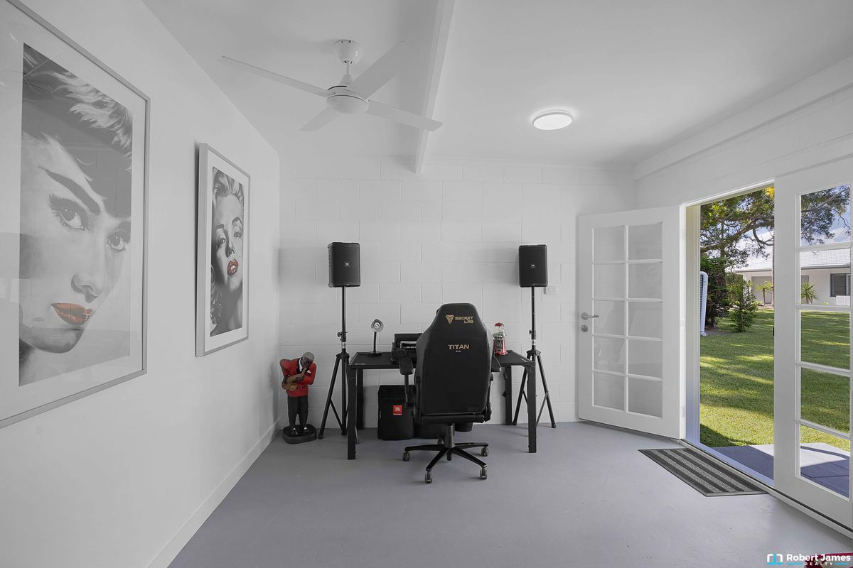 26 Amaroo Place, Cooroibah