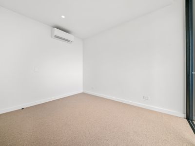 303 / 38 Cygnus Parade, Waterford