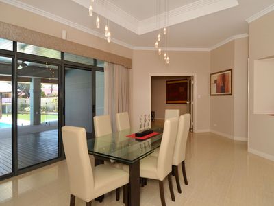 5 Buchanan Court, Somerville