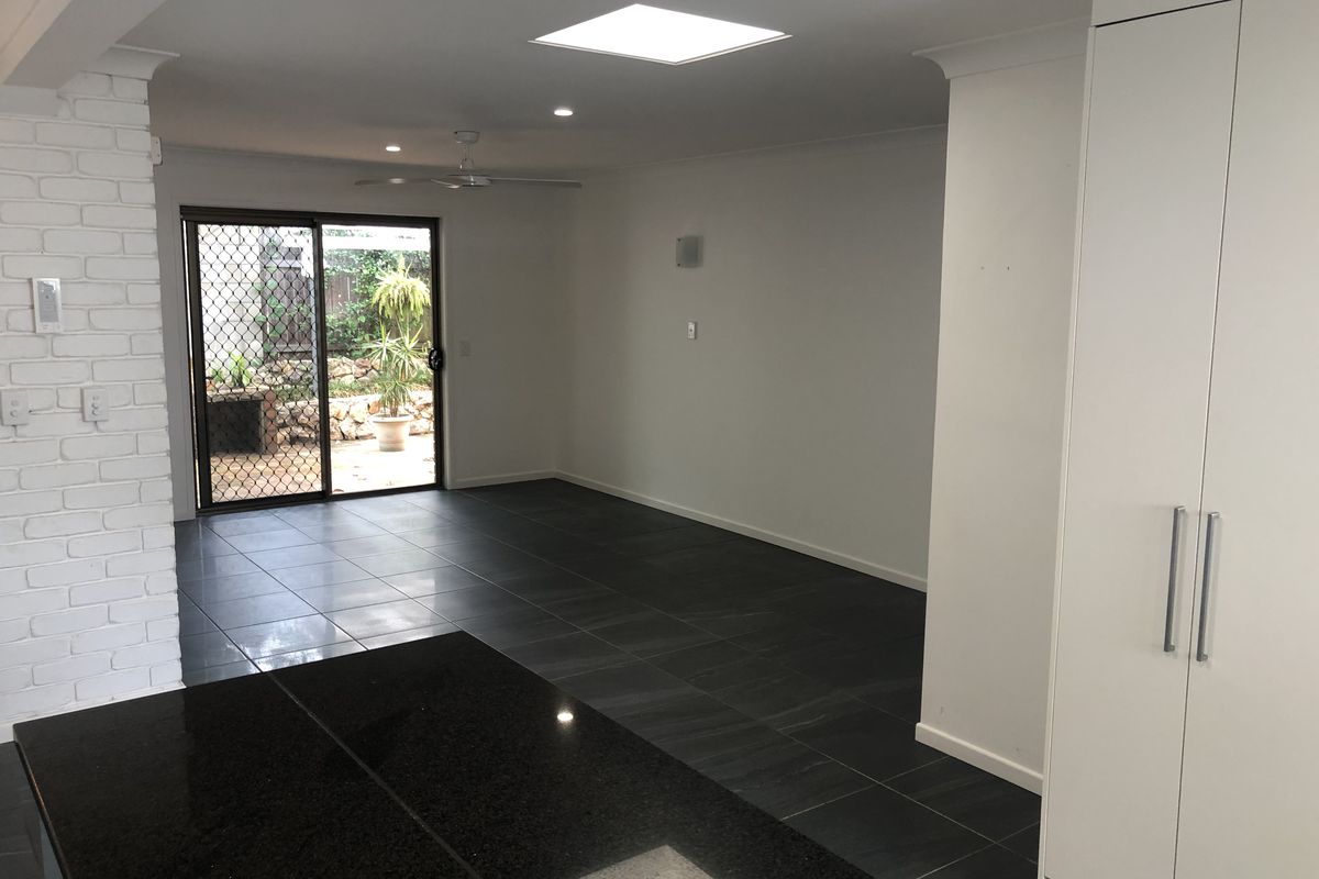 289 David Low Way, Peregian Beach