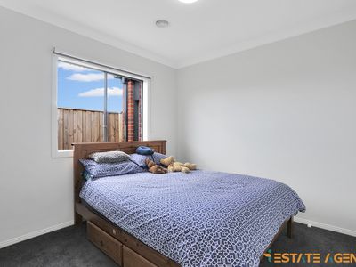 35 Escapade Street, Tarneit