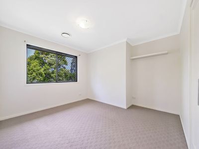 6 Lachlan Drive, Wakerley