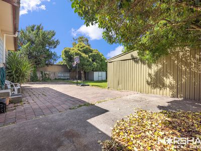 6 Churchill Road, Horsham