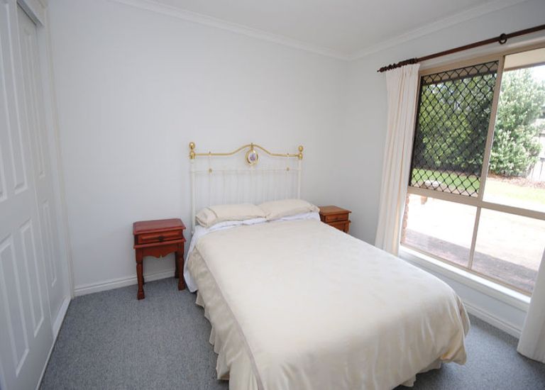 16 Connemara Court, Portland