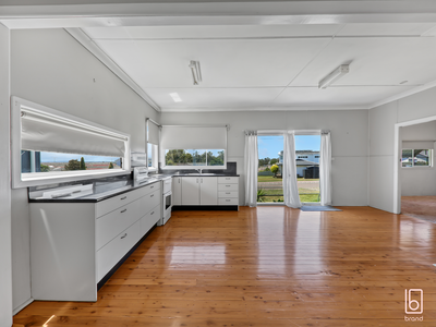 11 First Avenue, Toukley