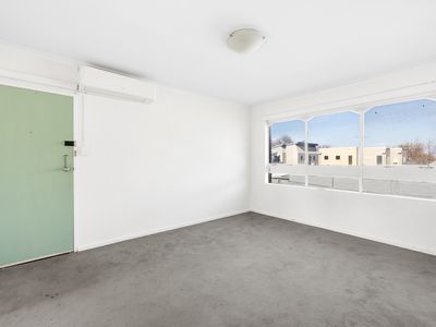 6 / 55 Cowper Street, Footscray