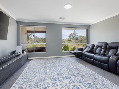 99 Tuart Road, Oakford