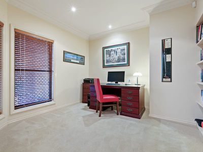 19 The Heights, Underwood