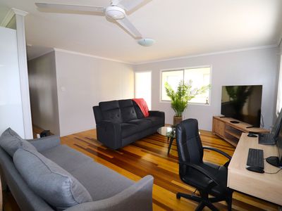 4 Solar Crescent, Atherton