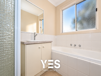 4 Nyah Place, Cranbourne West