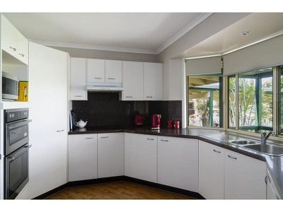 5 Lennox Court, Tewantin