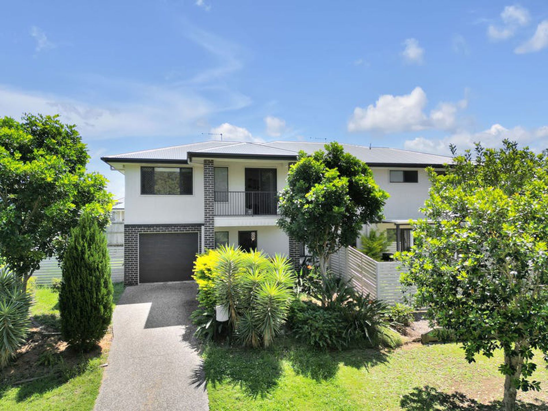 1 / 1 Goal Crescent, Griffin