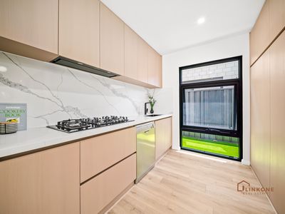 8B Castlereagh Close, Willetton