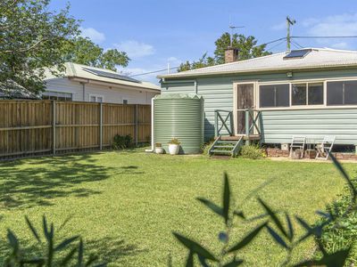 52 Princes Highway, Milton