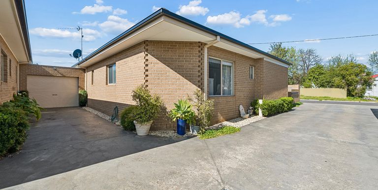 6 / 12 Howitt Ave , Euroa