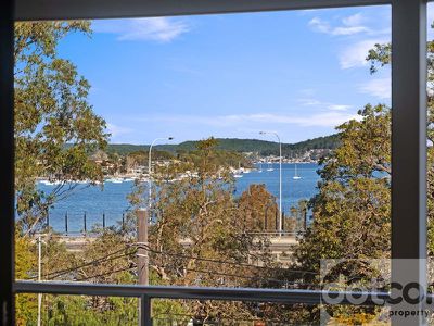 2 / 2 St George Street, Gosford