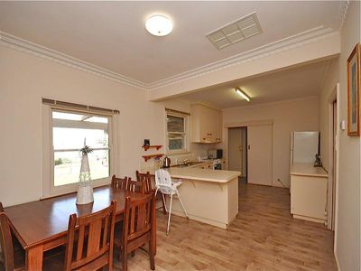 109 Symonds Street, Golden Square