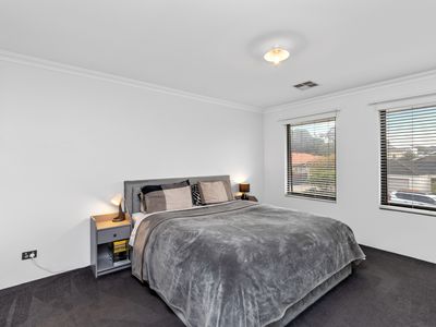 2C Troytown Way, Melville