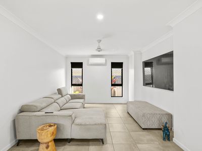 11 Hann Close, Rural View