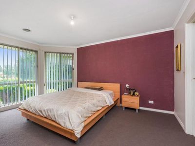 11 Kiama Place, Cairnlea