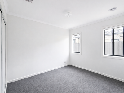 5 Yorkville Road , Kalkallo