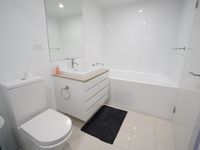 4019 / 37C Harbour Road, Hamilton