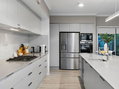 87 Mossvale Drive, Wakerley