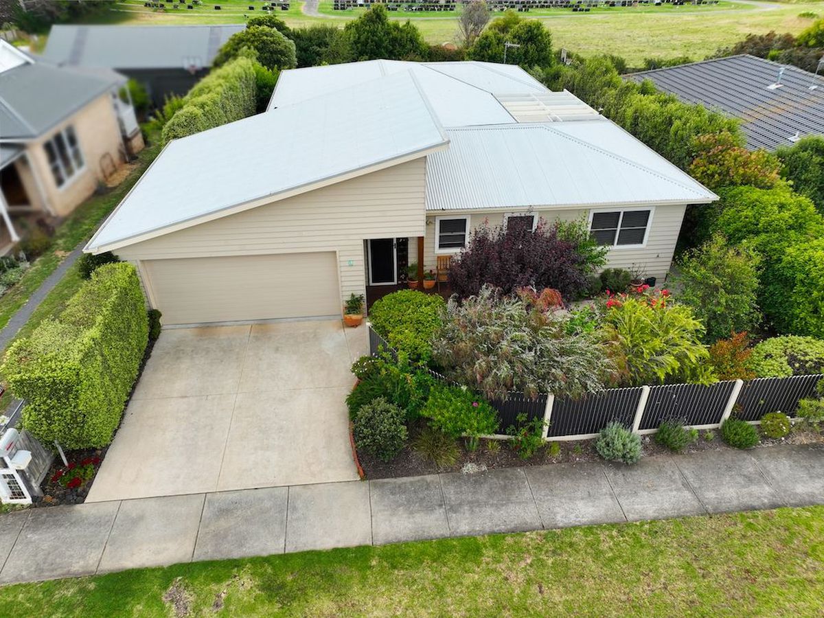15 Baden Powell Drive, Port Fairy Lockett Real Estate