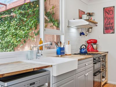 49 Bay Road, Midway Point