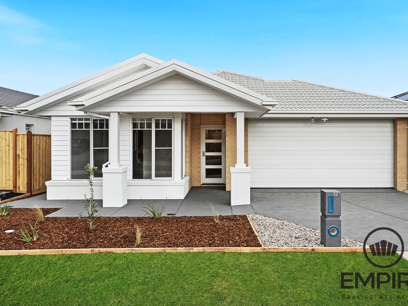 121 Yeungroon Blvd, Clyde North