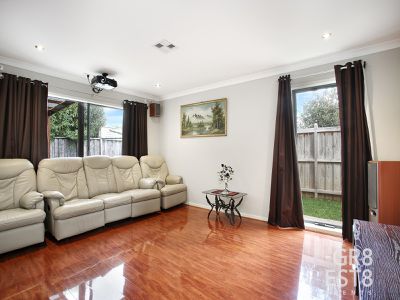 18 Flash Dan Drive, Cranbourne East