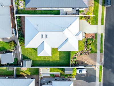 4 MCKENZIES CRESCENT, Malua Bay