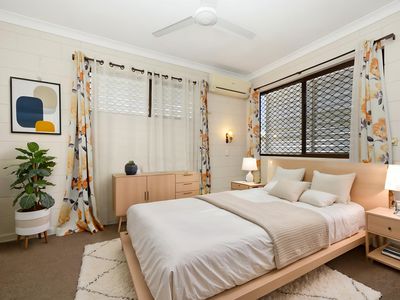 24 Honeysuckle Drive, Annandale