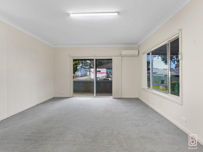 2 Fifth Avenue, Toukley