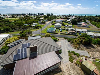 2 Fifth Street, Beachport