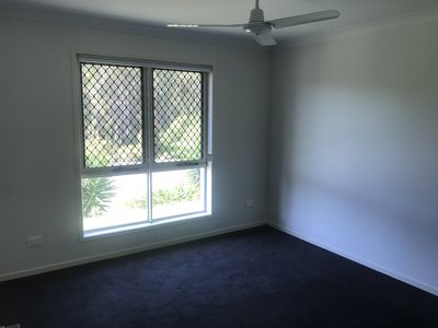 2 / 1 Summit Street, Griffin