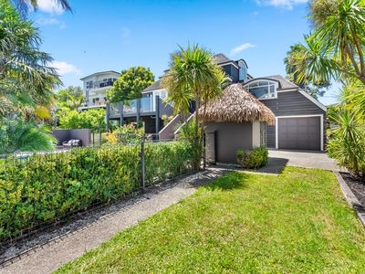 2/20 Gulf View Road, Murrays Bay