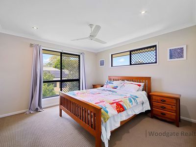 10 Wollemi Close, Woodgate