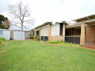 30 Stonecreek Close, Thornlie