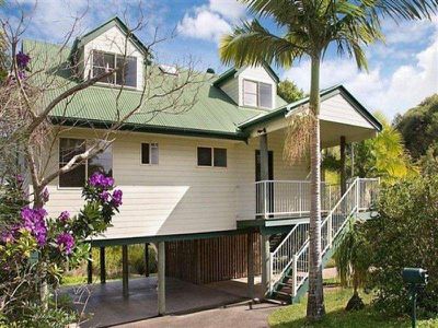6 Val Crescent, Noosaville
